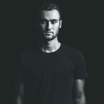 میلاد ملک زاده