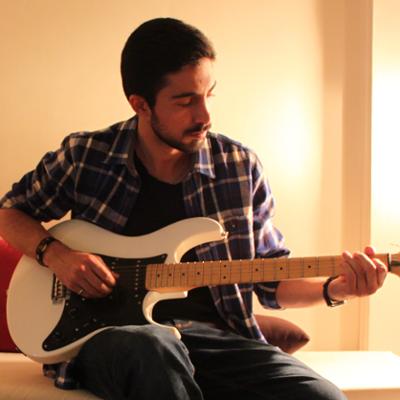 امین یزدانی