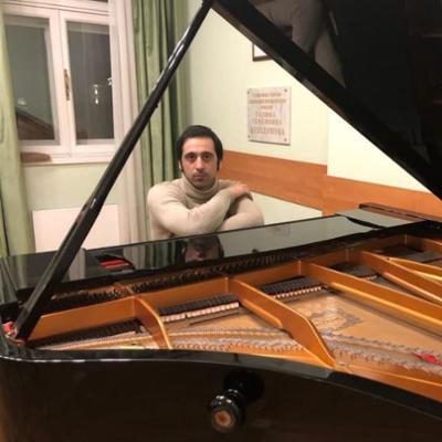 سینا شم شمانی