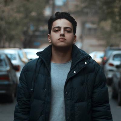 دانیال عظیمی