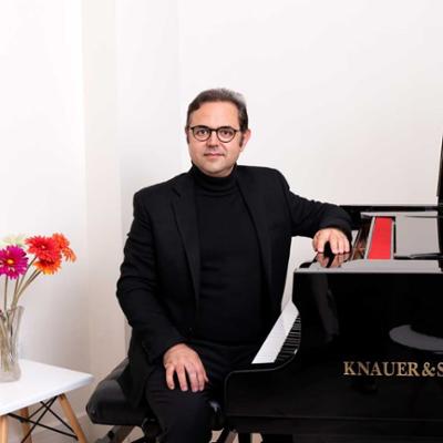 پویان آزاده