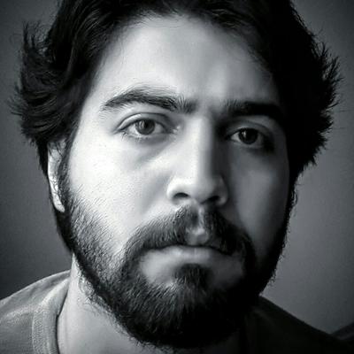 ارژنگ حسینی