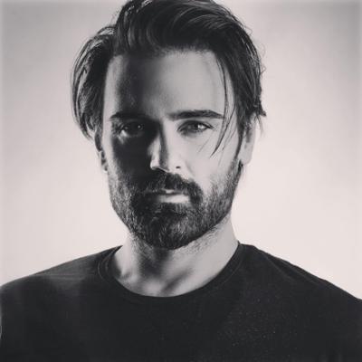 سهراب پاکزاد