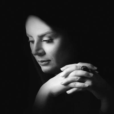 آوا عباس زاده