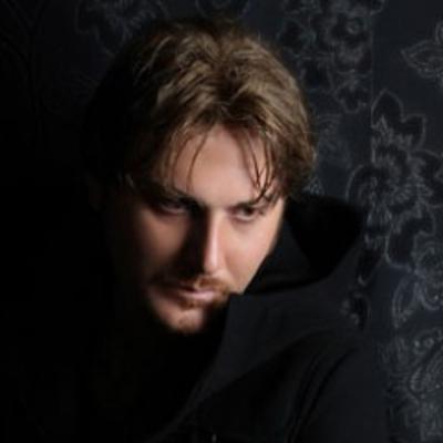 دانیال دادور