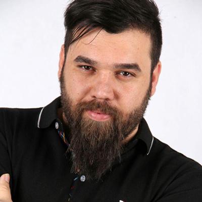 علی احمدیان