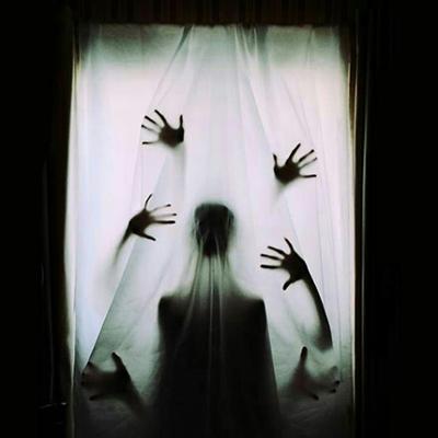 آهنگ جهان ترسها