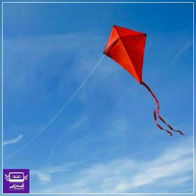 آهنگ نذار به بادبادک‌ها شلیک کنند